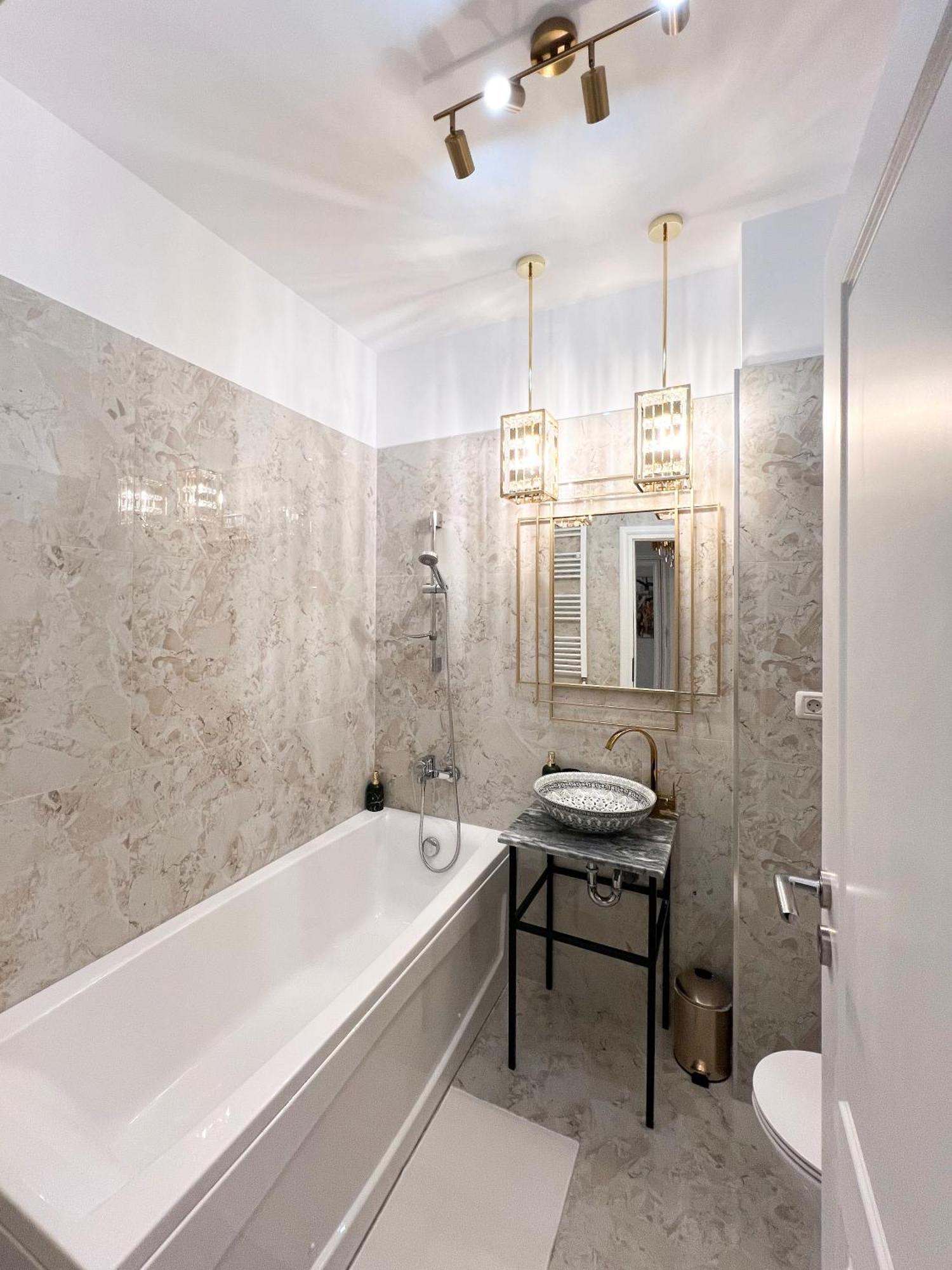 Happy Studio By Rh Living Bukarest Kültér fotó